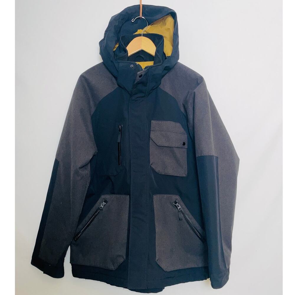 BODY GLOVE Waterproof Coat - Men’s Size M - Hooded, Zip Pockets, Removable Hood